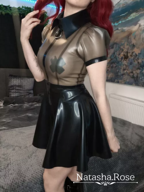 My first latex dress [F]