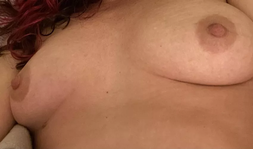 My tits are starting to sag F23, 5’2, 120lbs