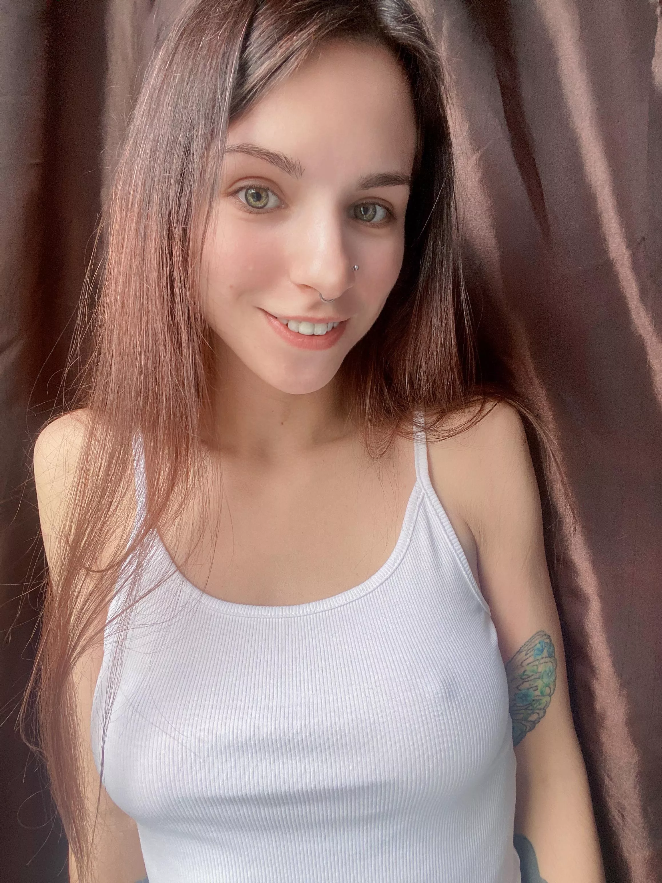 No bra for today 😉