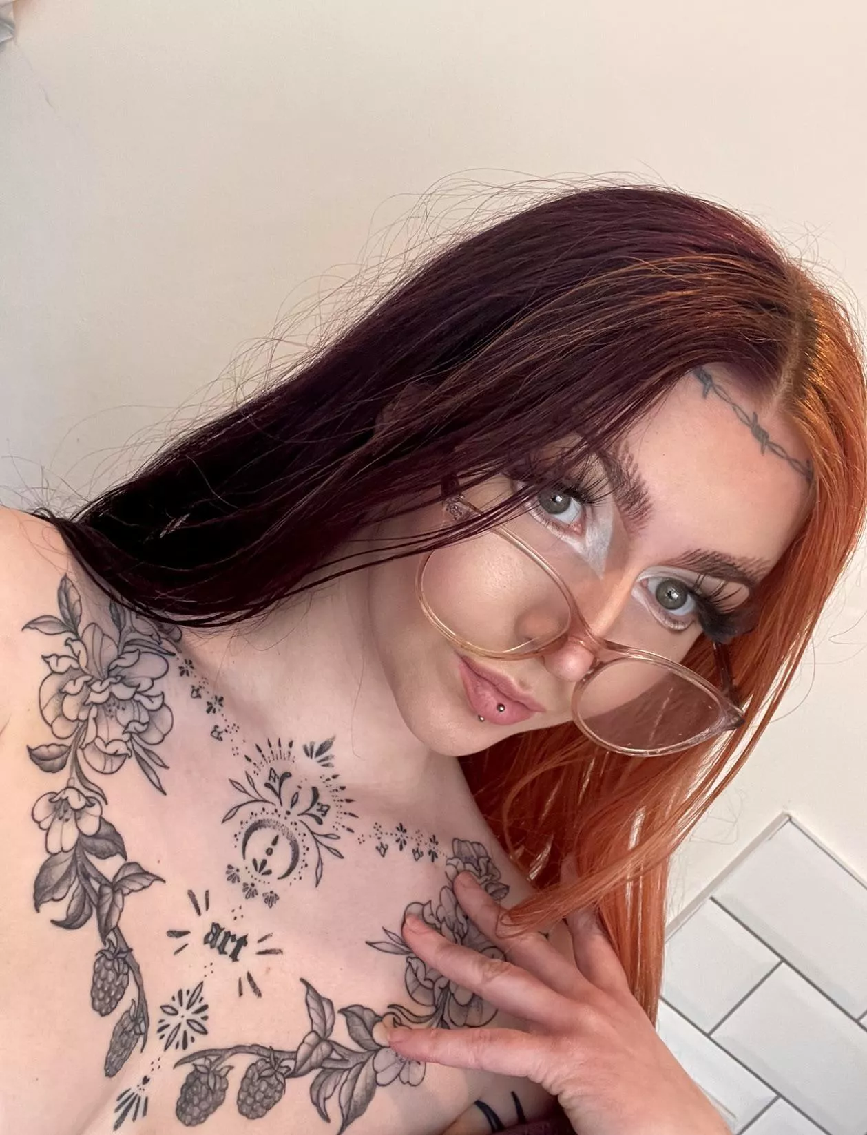 Say hi if you’d fuck me raw😛