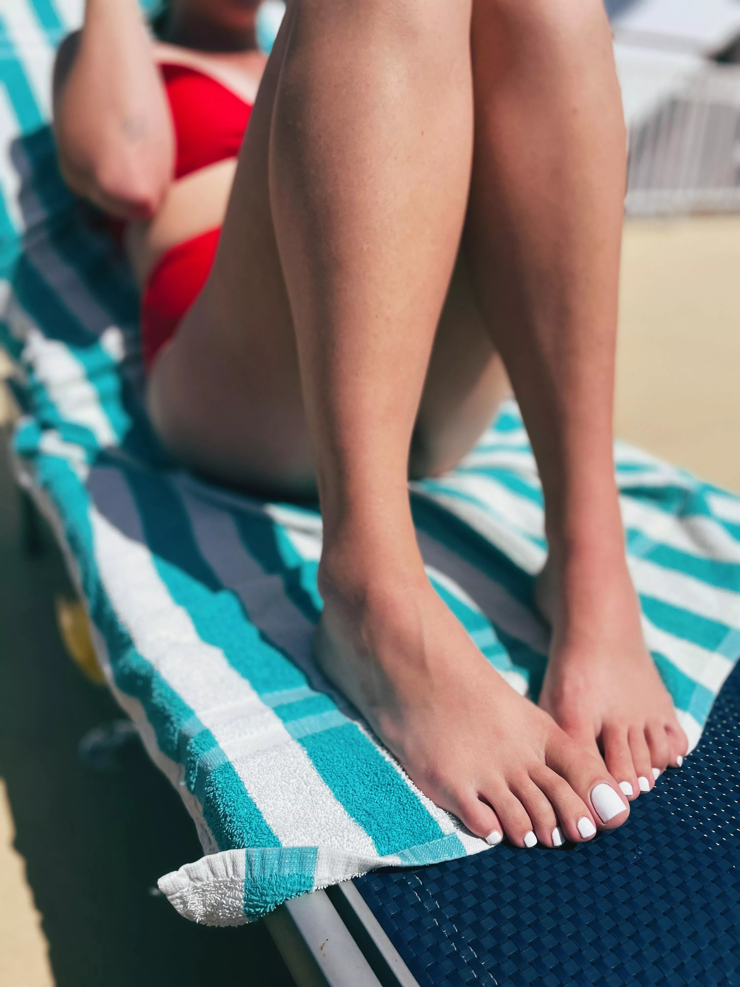 Stop and say hello 😘