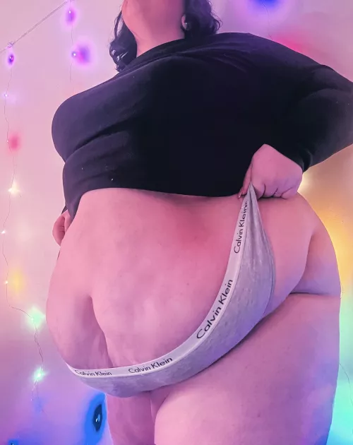 Stuff me and jiggle me 😍