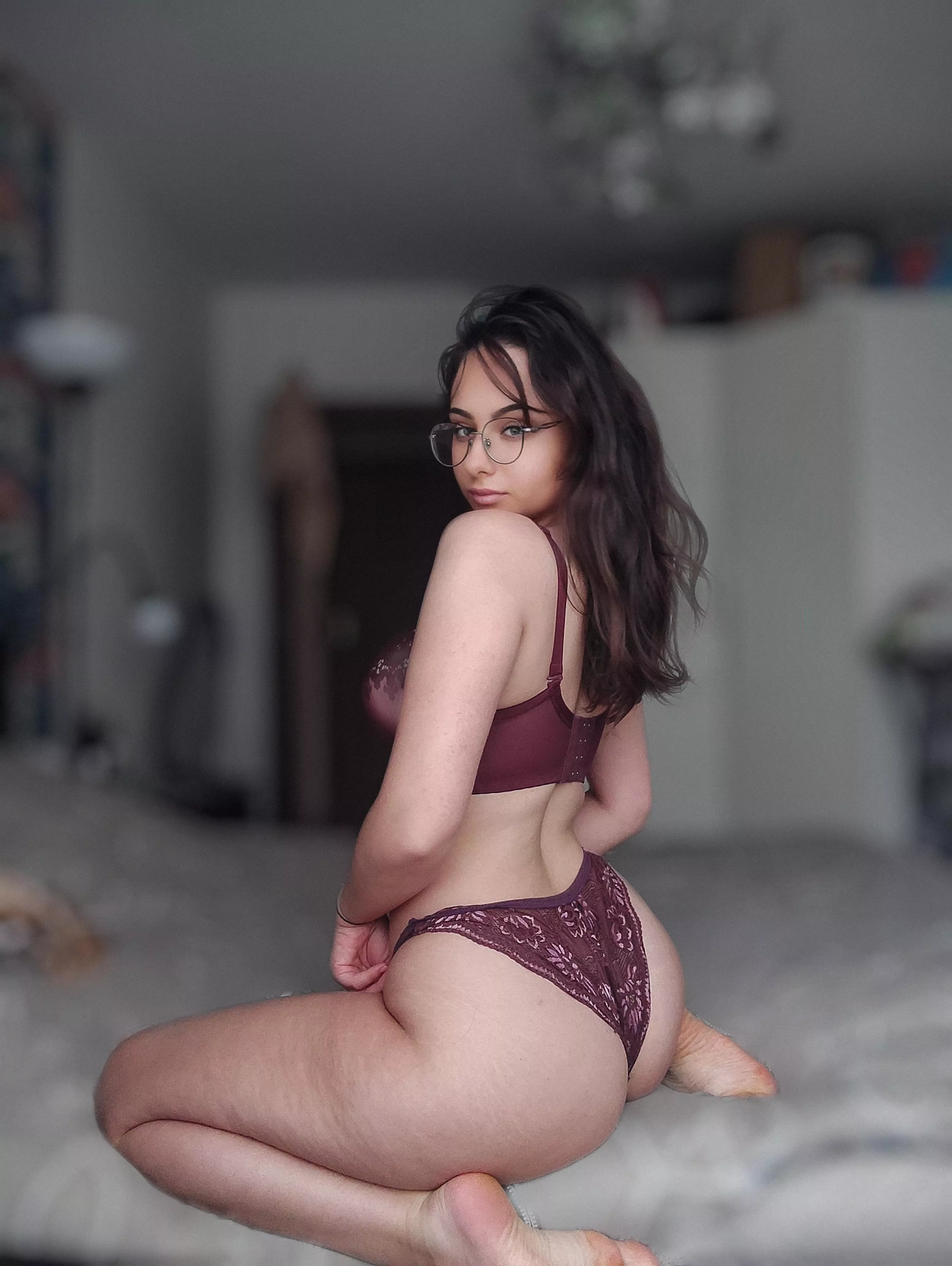 think you could handle all my curves?😏