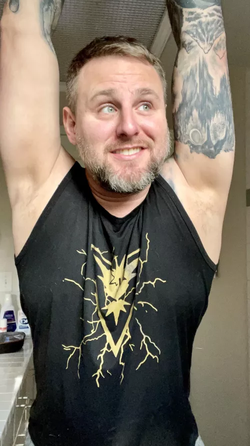 Welcome to Monday! Knock it out of the park slugger!