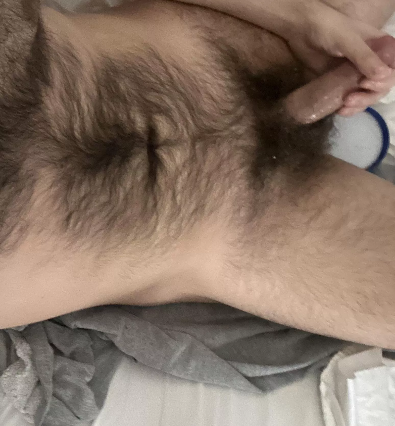 Who likes hairy cock ?