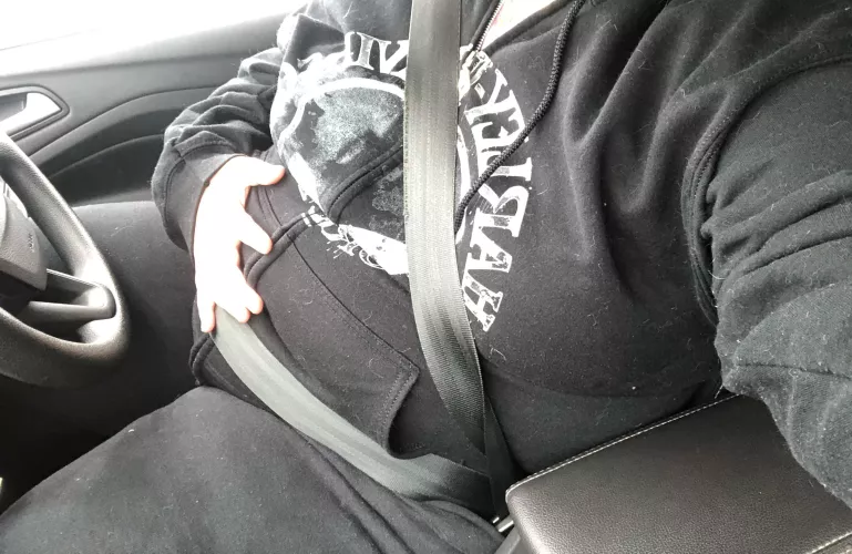 Who wants to watch me blow up in the car infront of traffic?👀😈 22 f