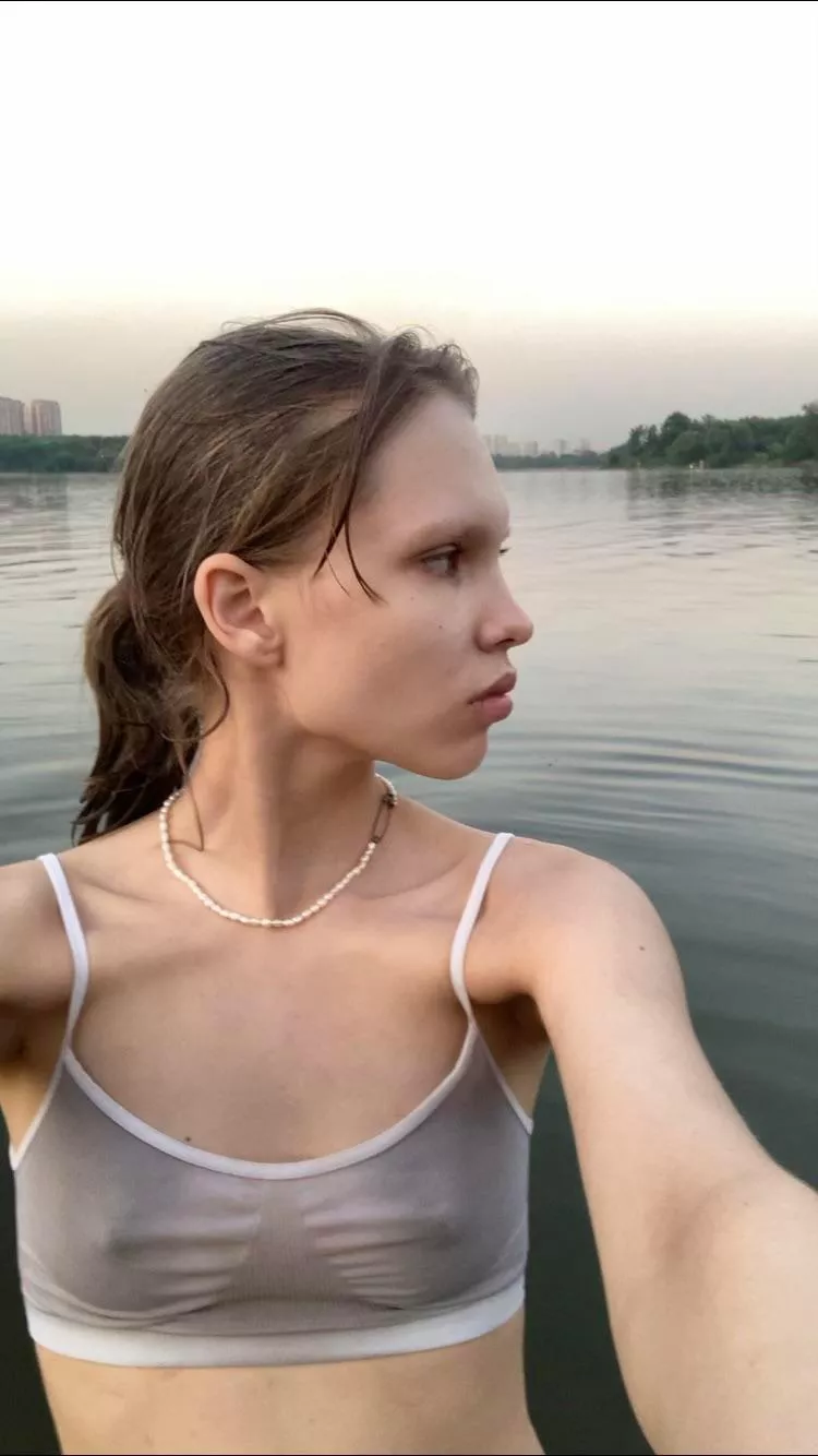 will u go swimming with me after classes? 🤍