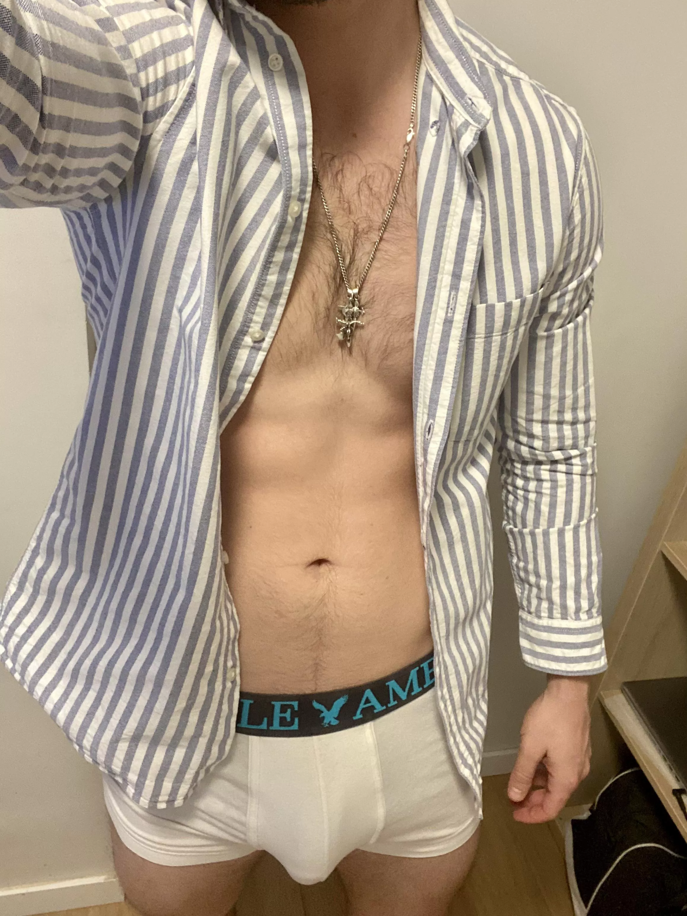 Work said to dress “business casual”