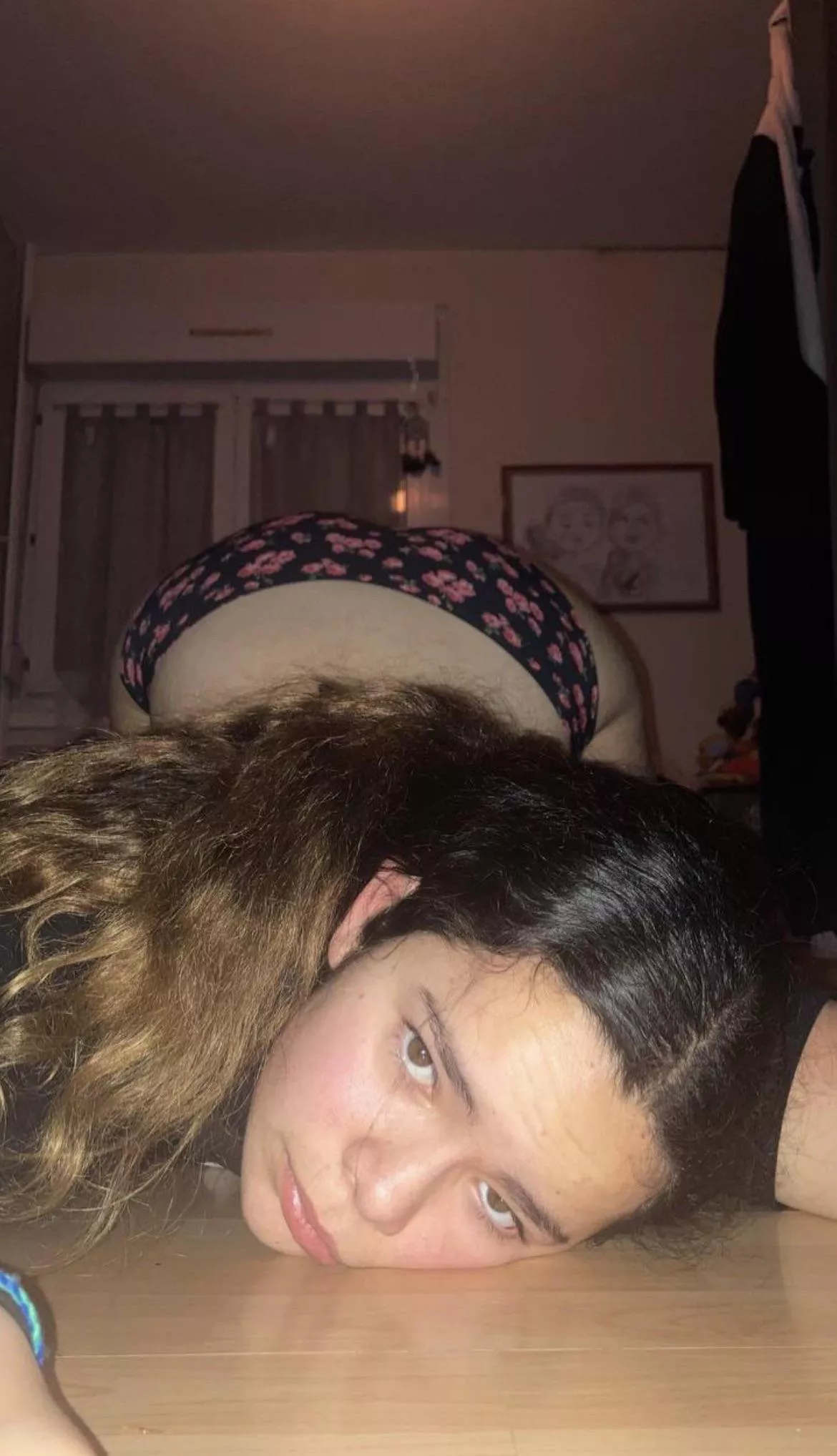 Would you kiss my whole body?❤️