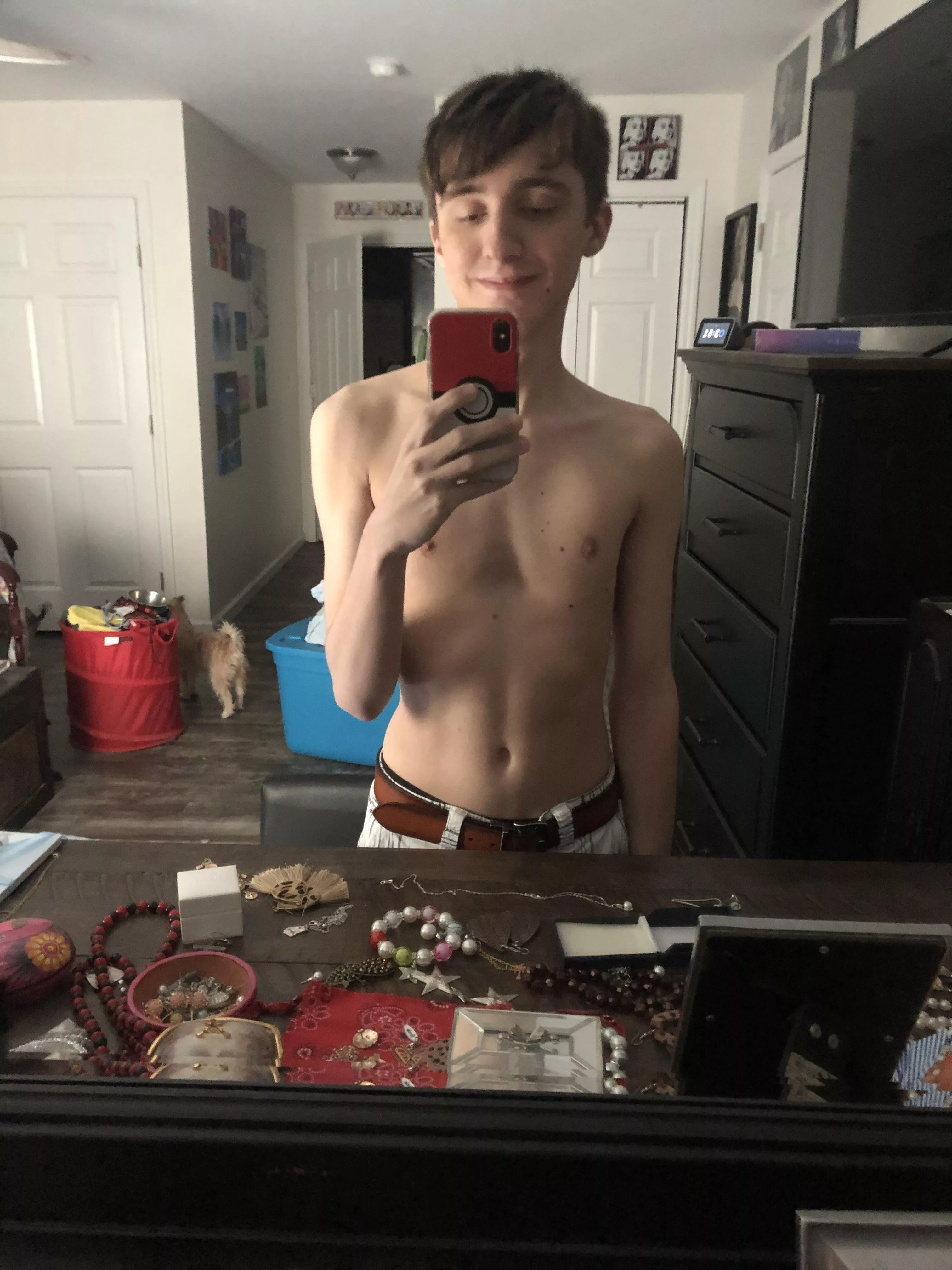 19 just trying to find other twinks or jocks around my age to talk to hmu with pics and asl