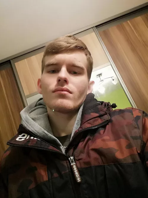 23 Poland bi soccer guy and 22 dom tops are looking for verbal slut with face. Max age 23 We are together only in snap @kamil_eniu