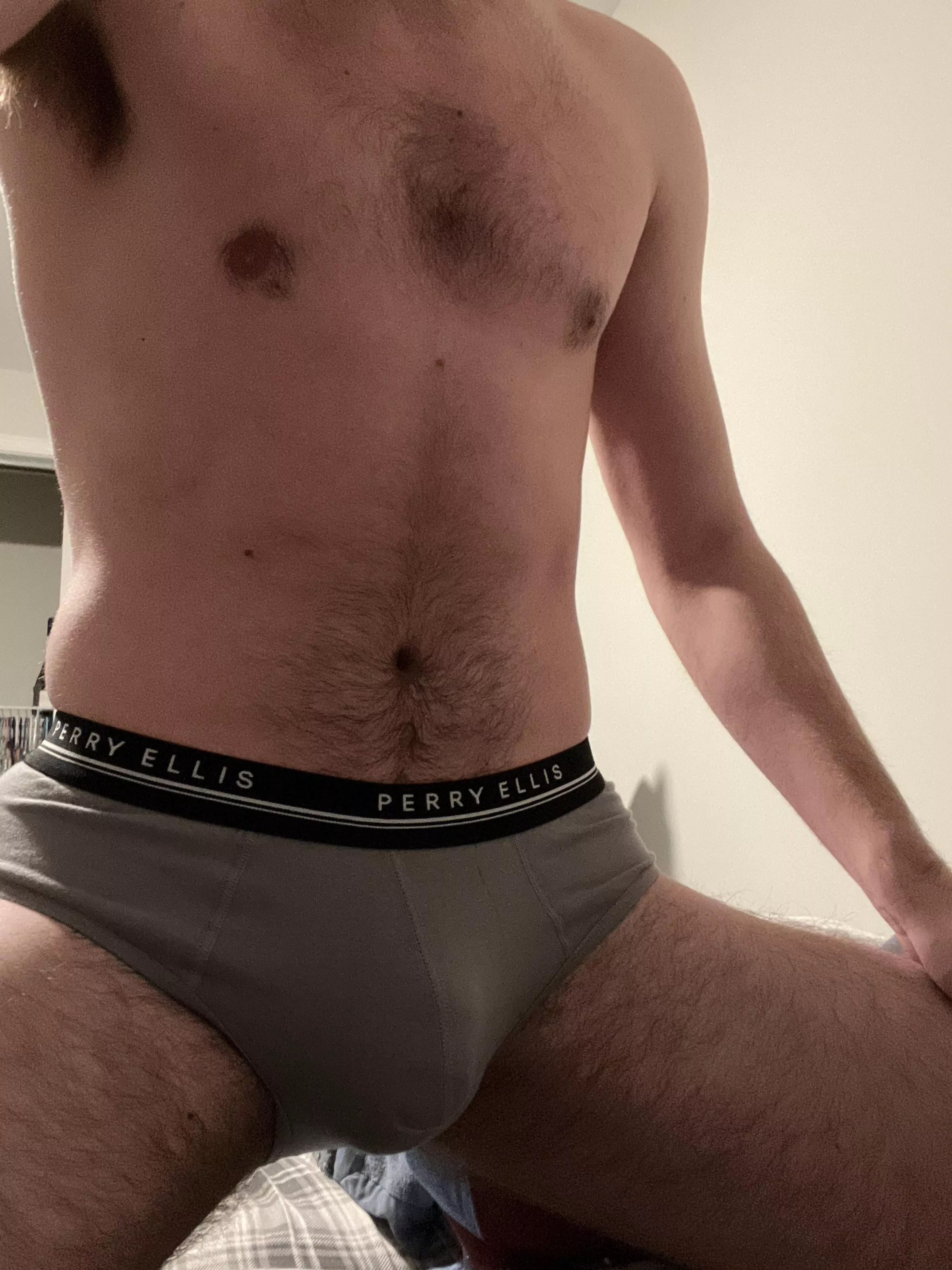 24M DM for snap looking to jerk off.