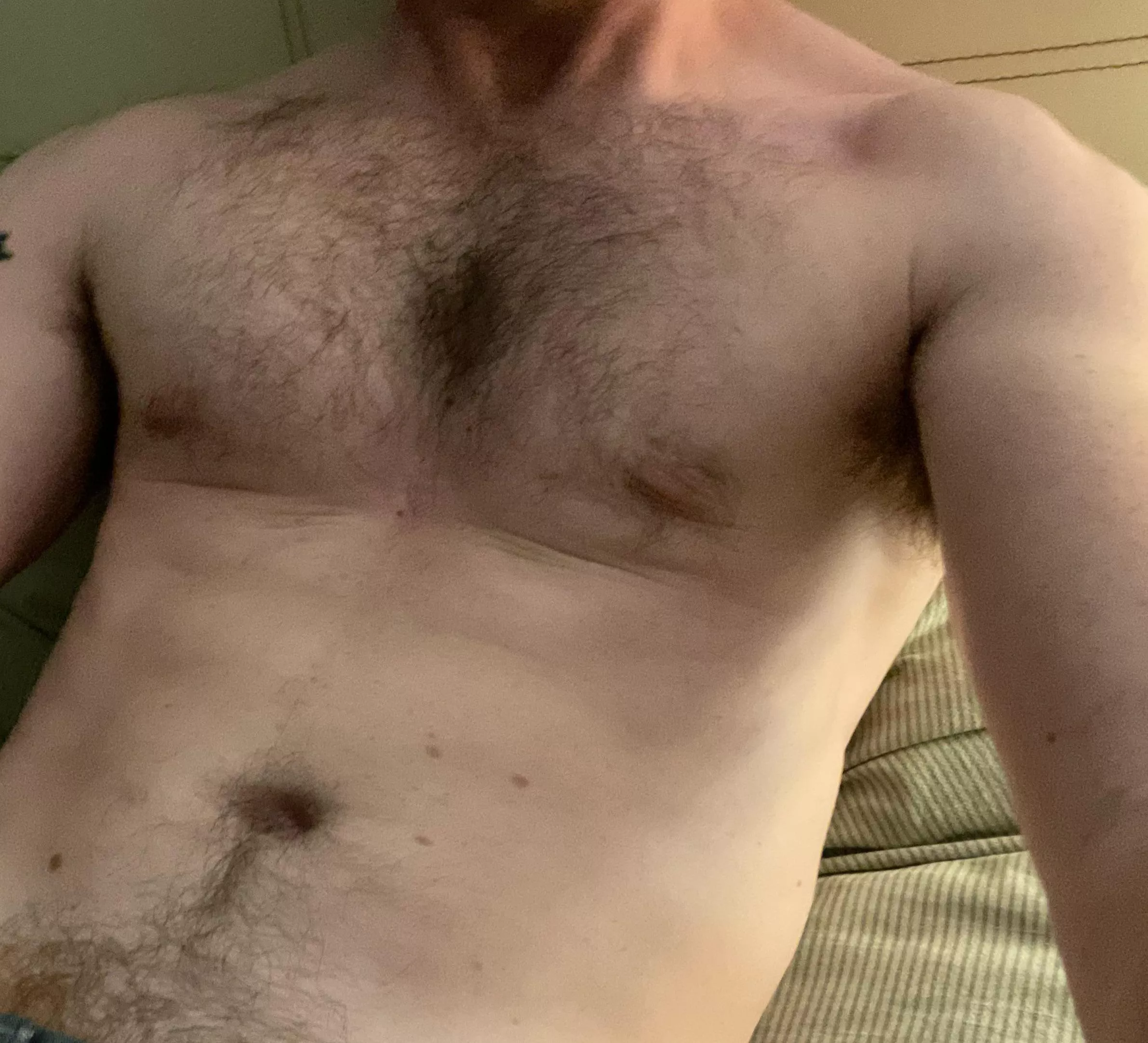 27 fit jock, horny as fuck, looking for younger. I’ll be your big bro or daddy. Show face. Add johjox0
