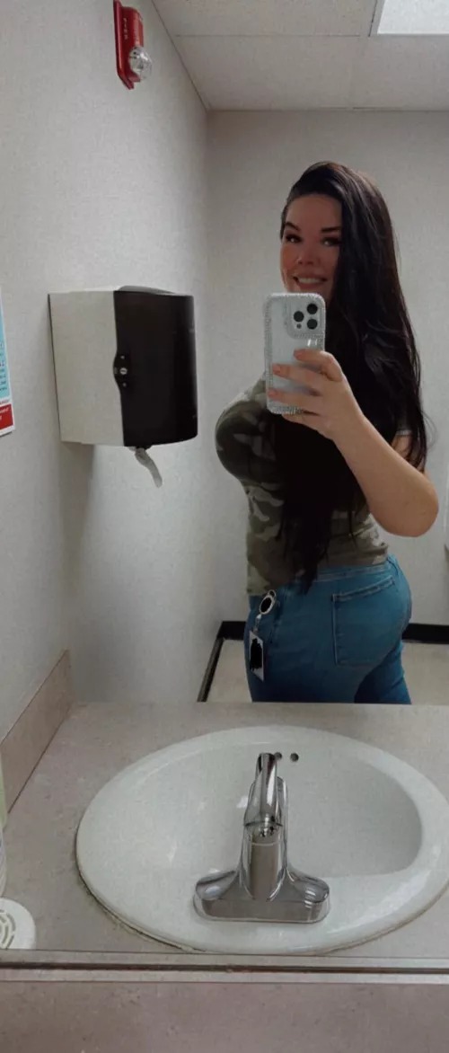 35f Teacher and Milf 😘😏