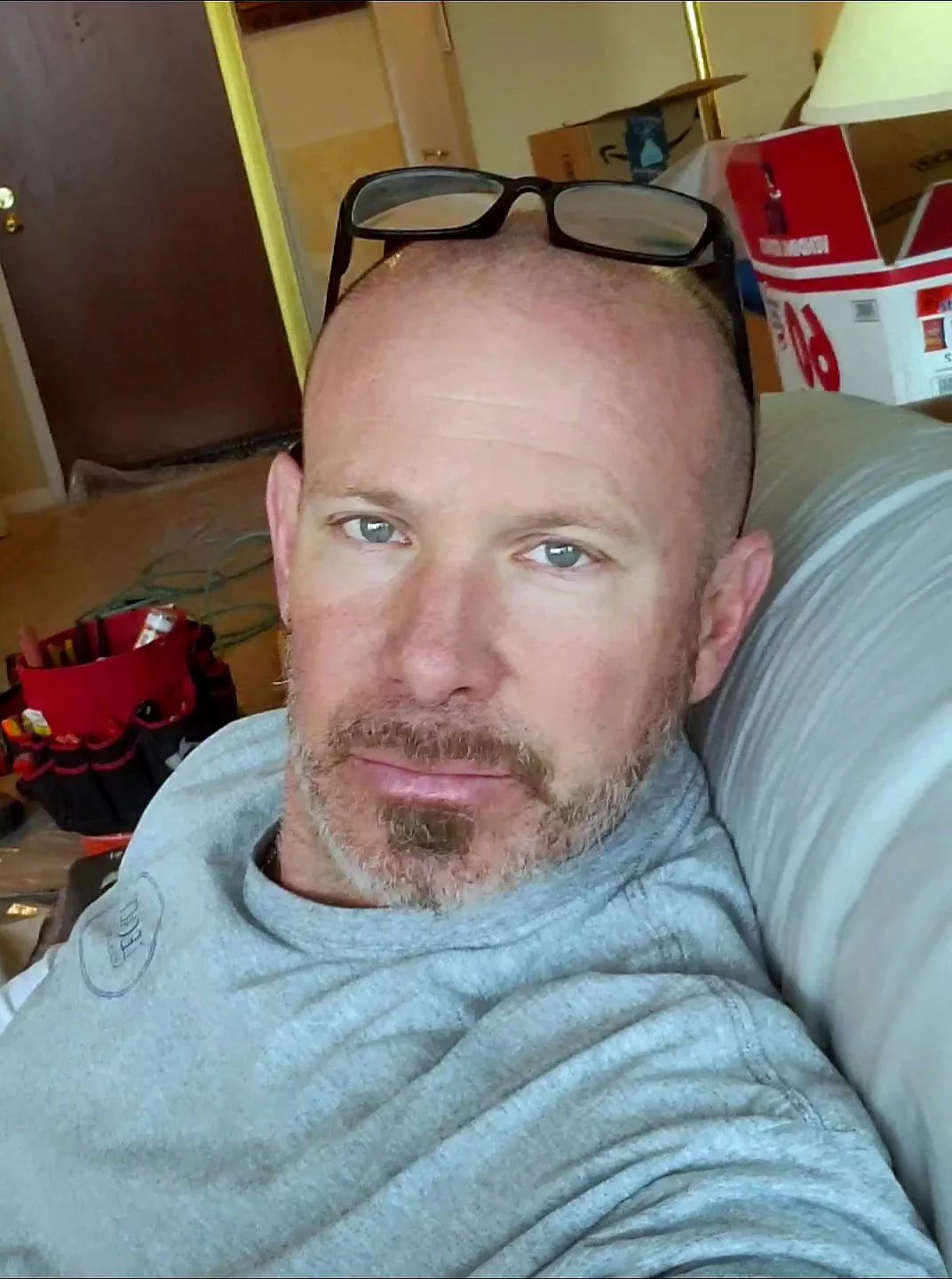 (52) are older guys hot too