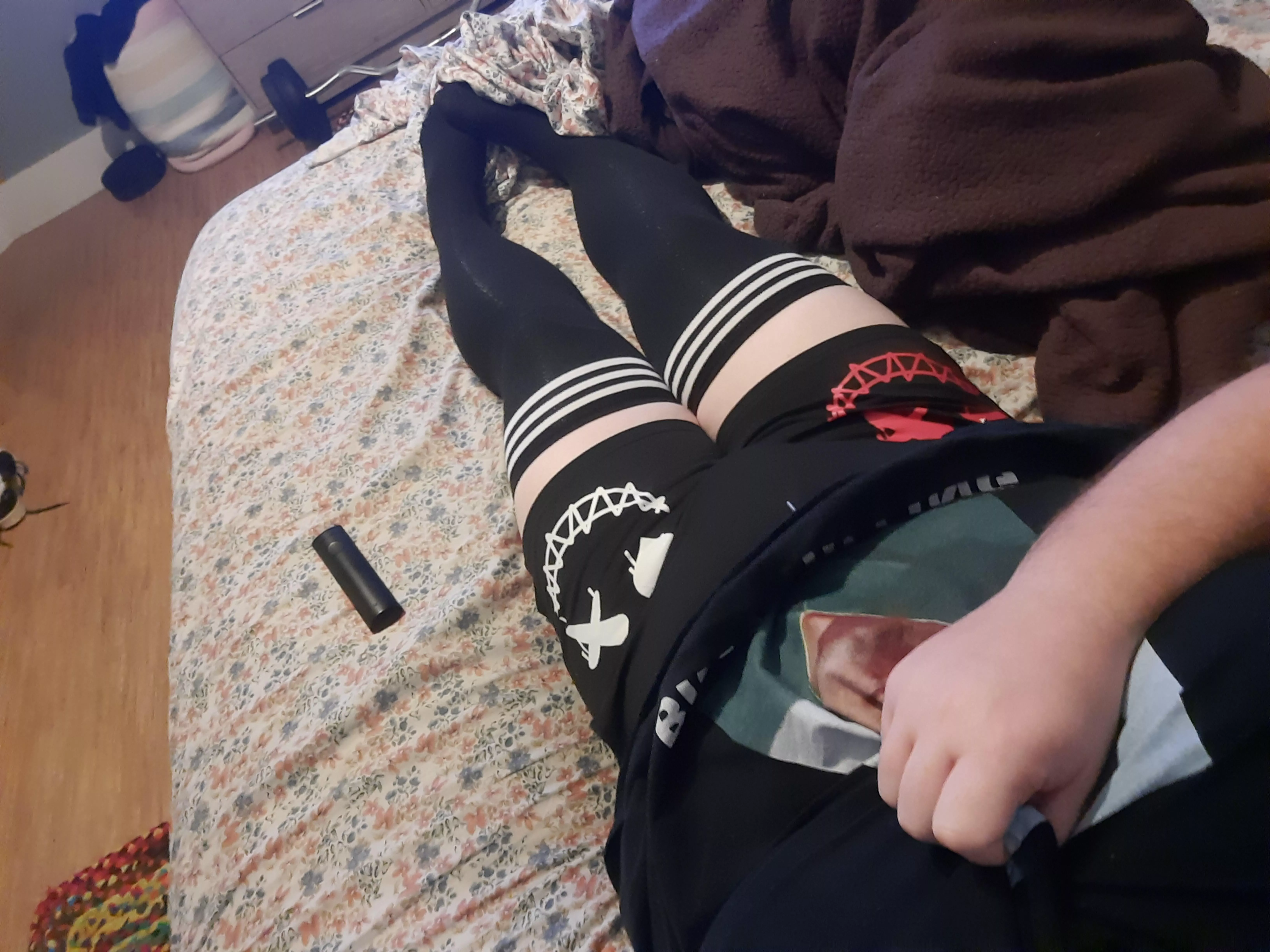 Any love for chubby femboys? <3