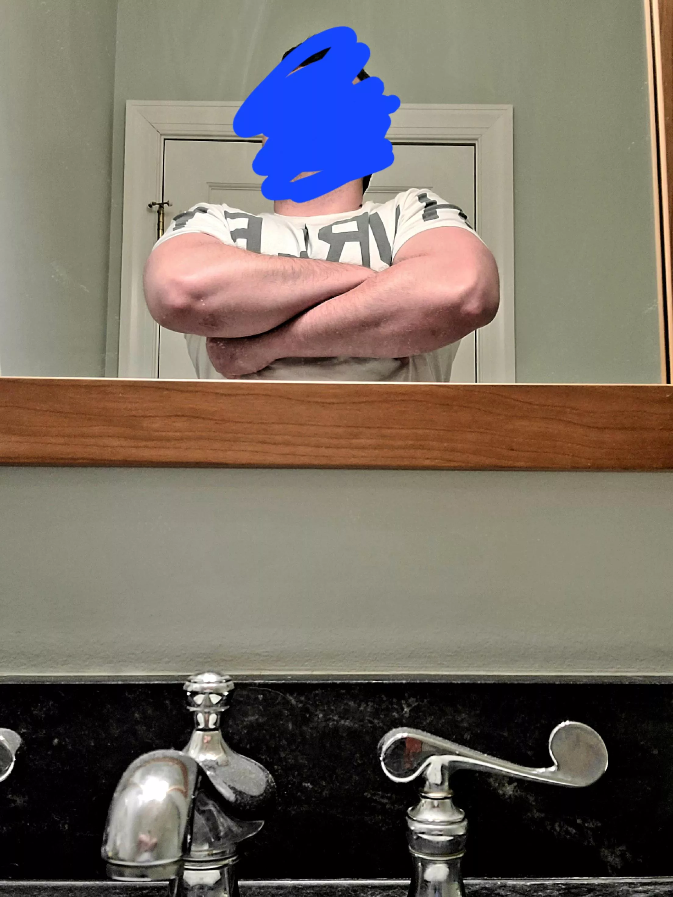 Any love on here for beefy powerlifting forearms?