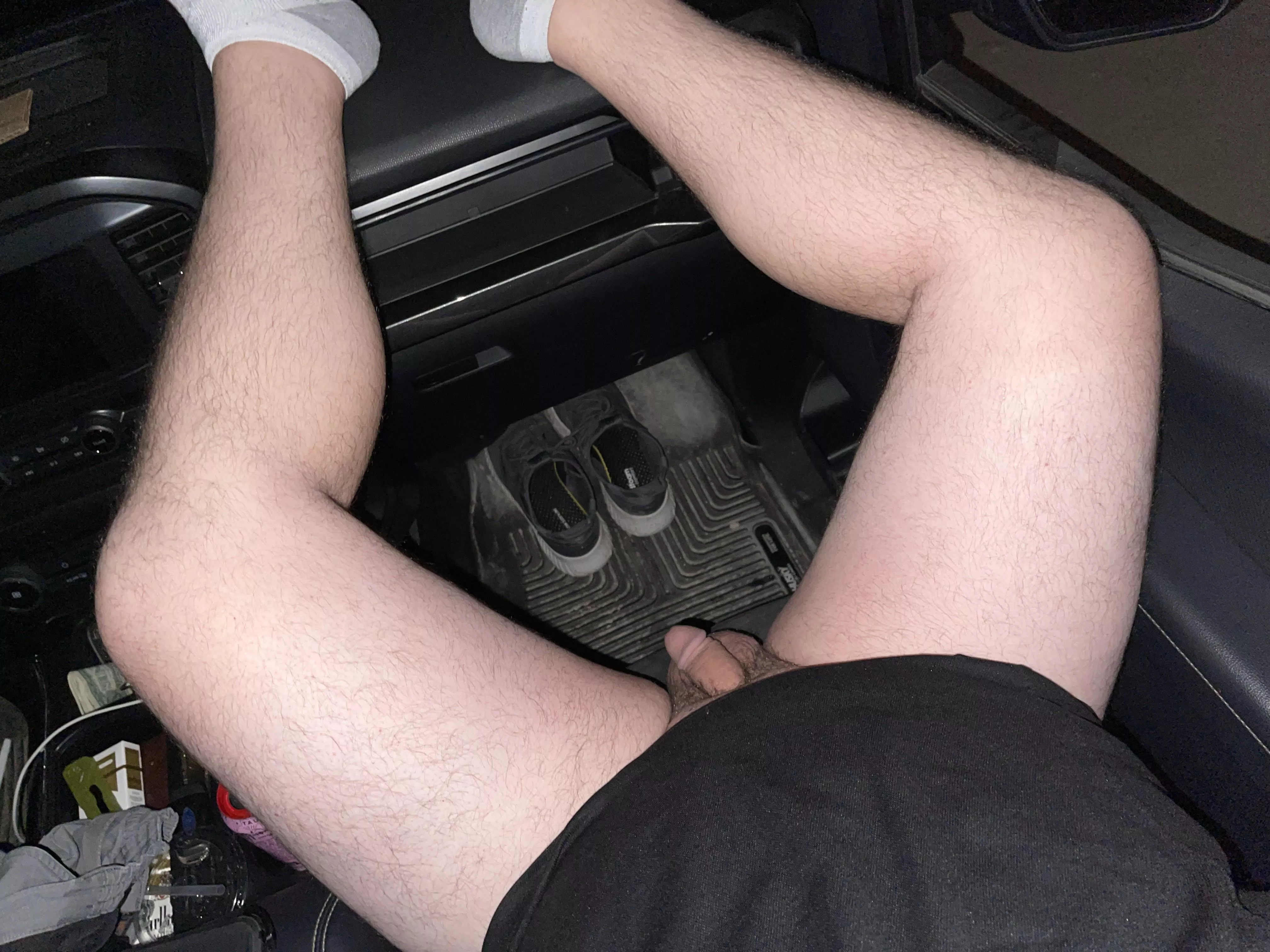 Bored at work. Who’s down for some playing…