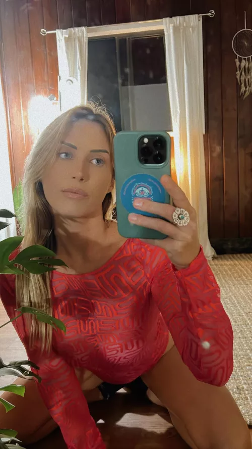 Darling I’m a nightmare dressed like a daydream 🎶😈