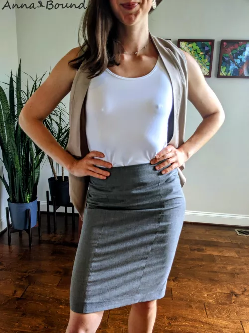 Do I have your attention now, team? 😉 (mid-thirties Exec)