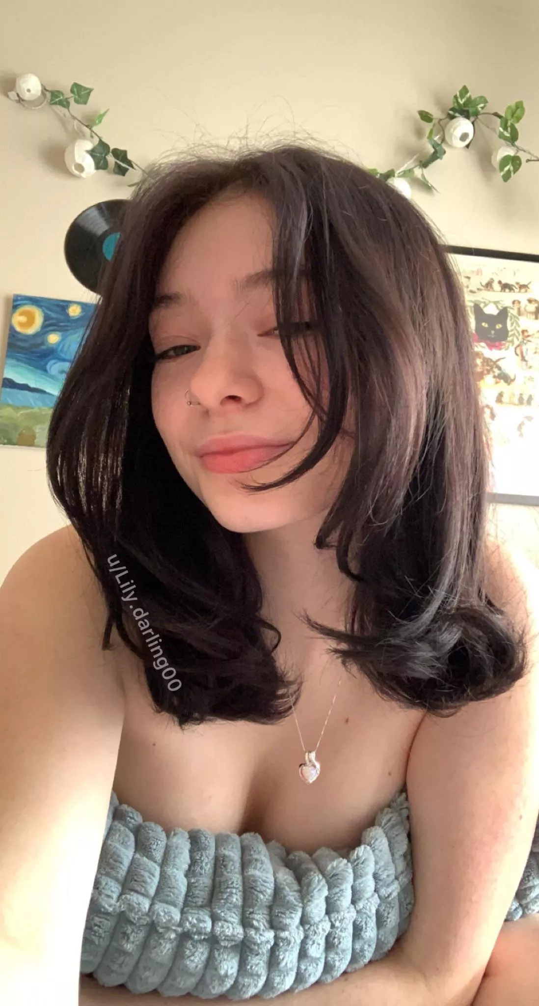 Do you think I’m hot? F18