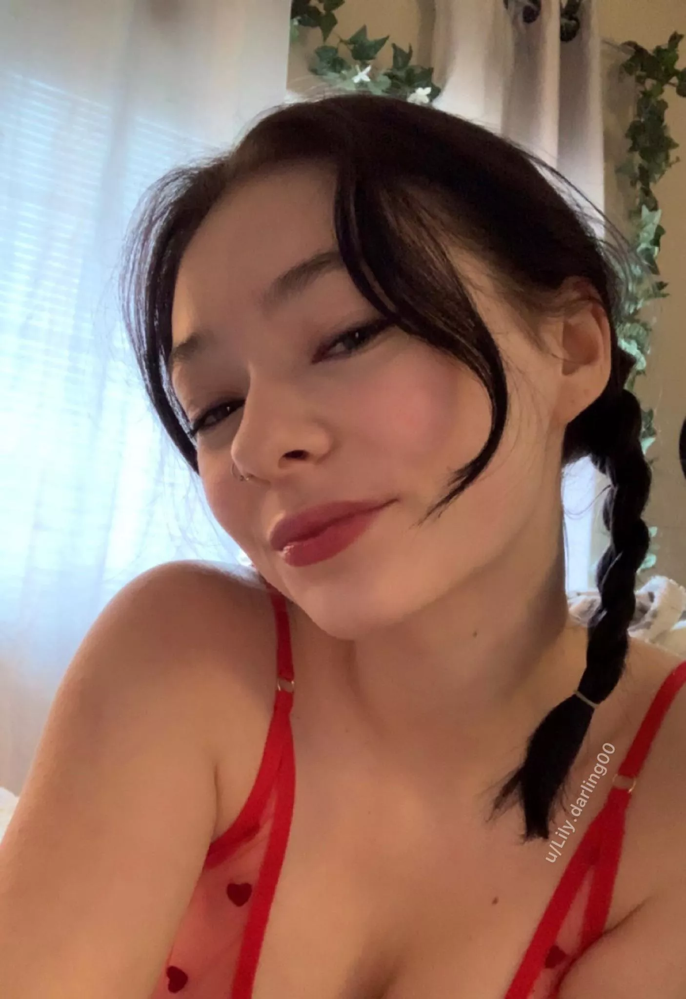 Do you want to see my underarms? F18