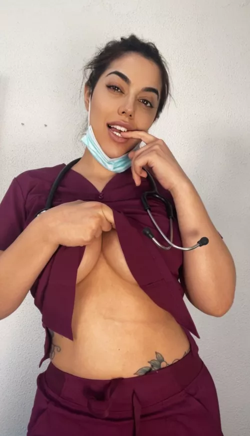 Even scrubs can’t hide my assets 🍈🍈