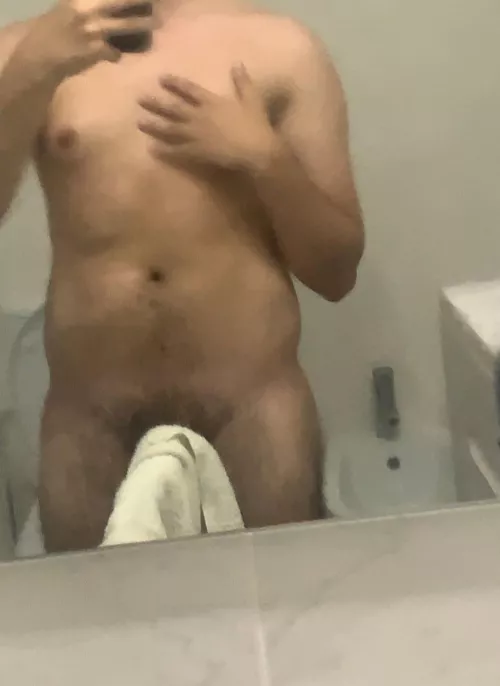 First post here, thought I looked good in the foggy mirror ;)
