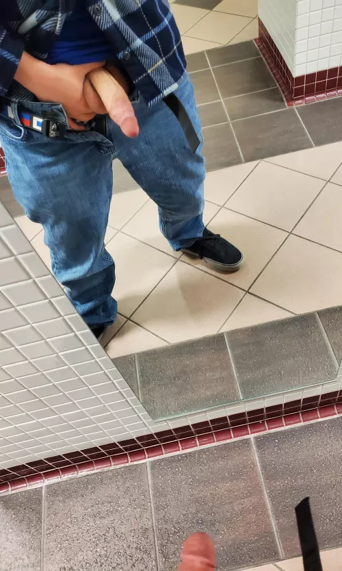 got the urge and decided to whip it out at work 😈