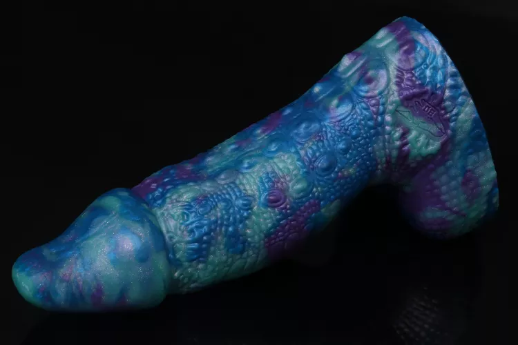 Grabbed this sweet blue Marcel on Friday. Love the gold speckles in it!