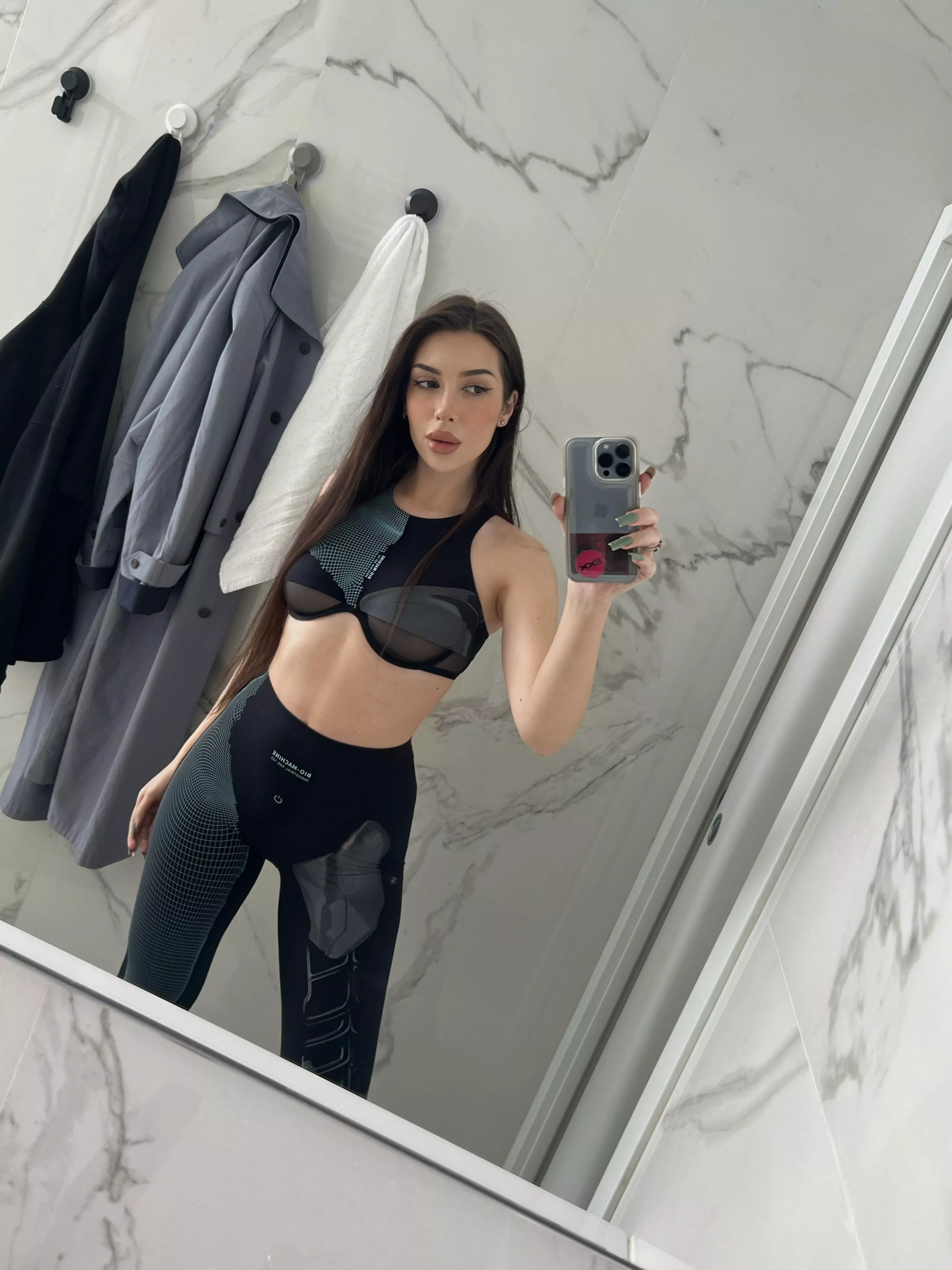 How do you like my new gym outfit? [F]