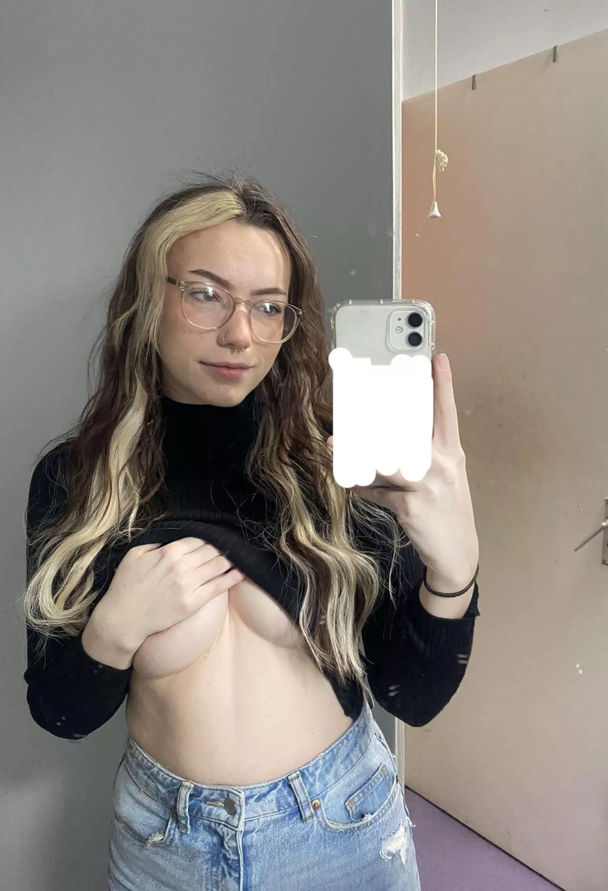 I hope you like underboob