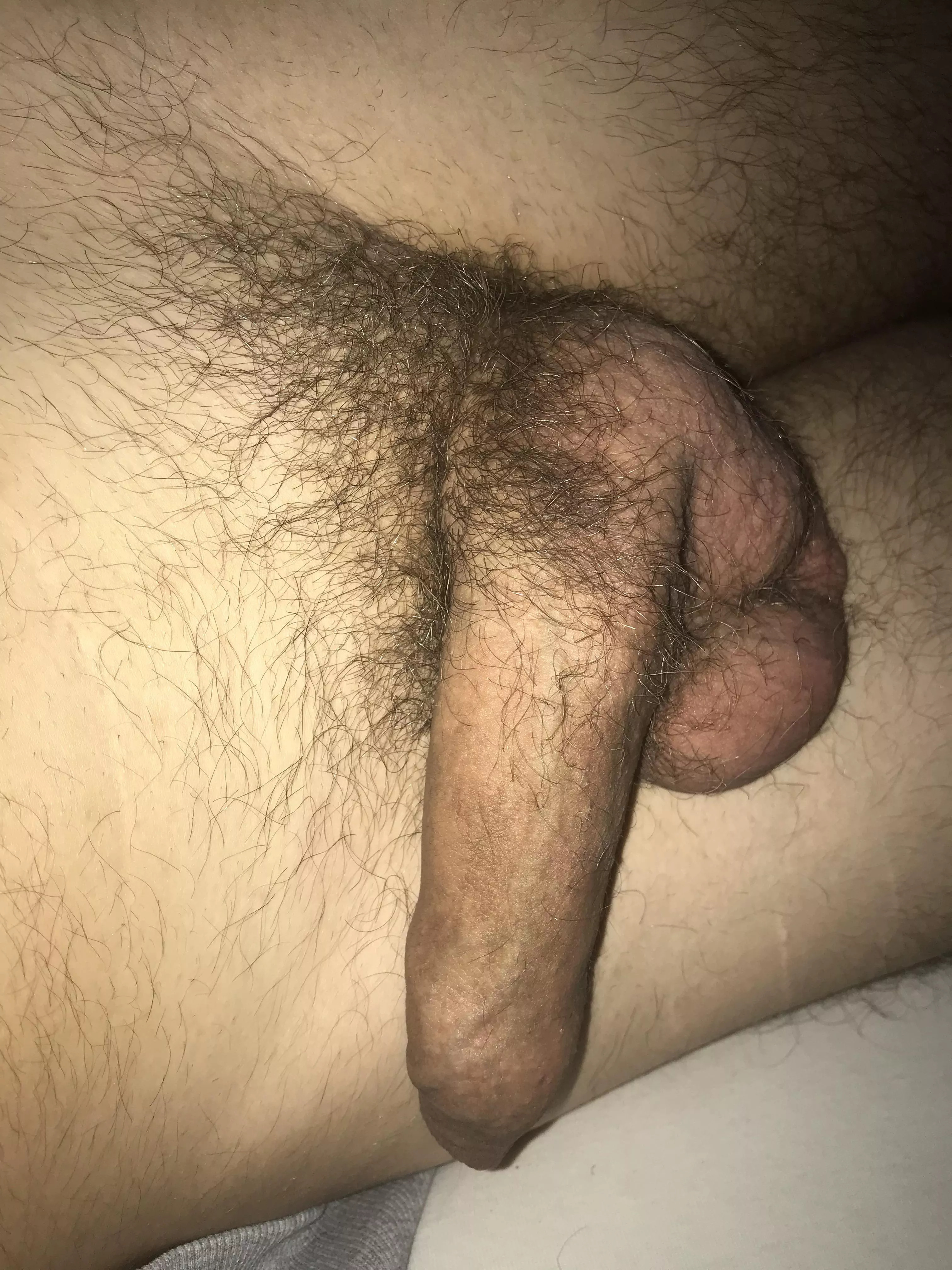 I sleep naked like this