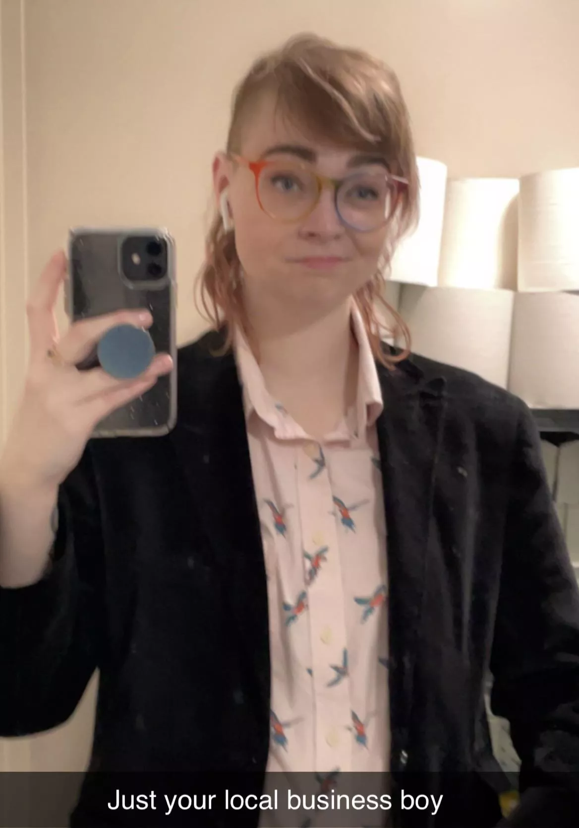 I went full mullet (or fullet) and am loving it 😎