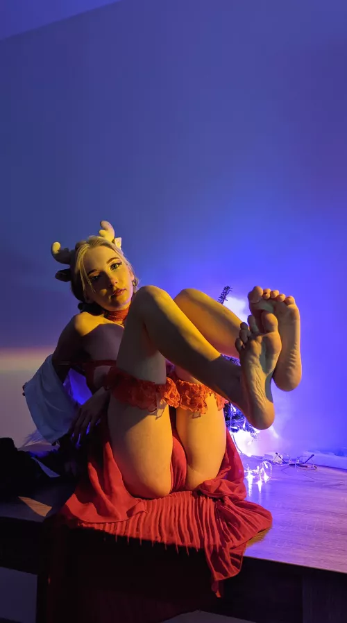 I'd like to learn giving footjob oc