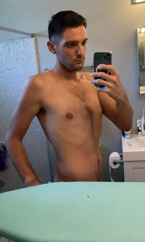 I'm back on my fitness journey to get to this 2021 body.