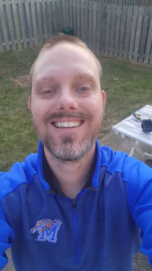 I'm smiling because it's actually going to be a nice day on my day off and I can't wait to get outside!! Love you bros!!