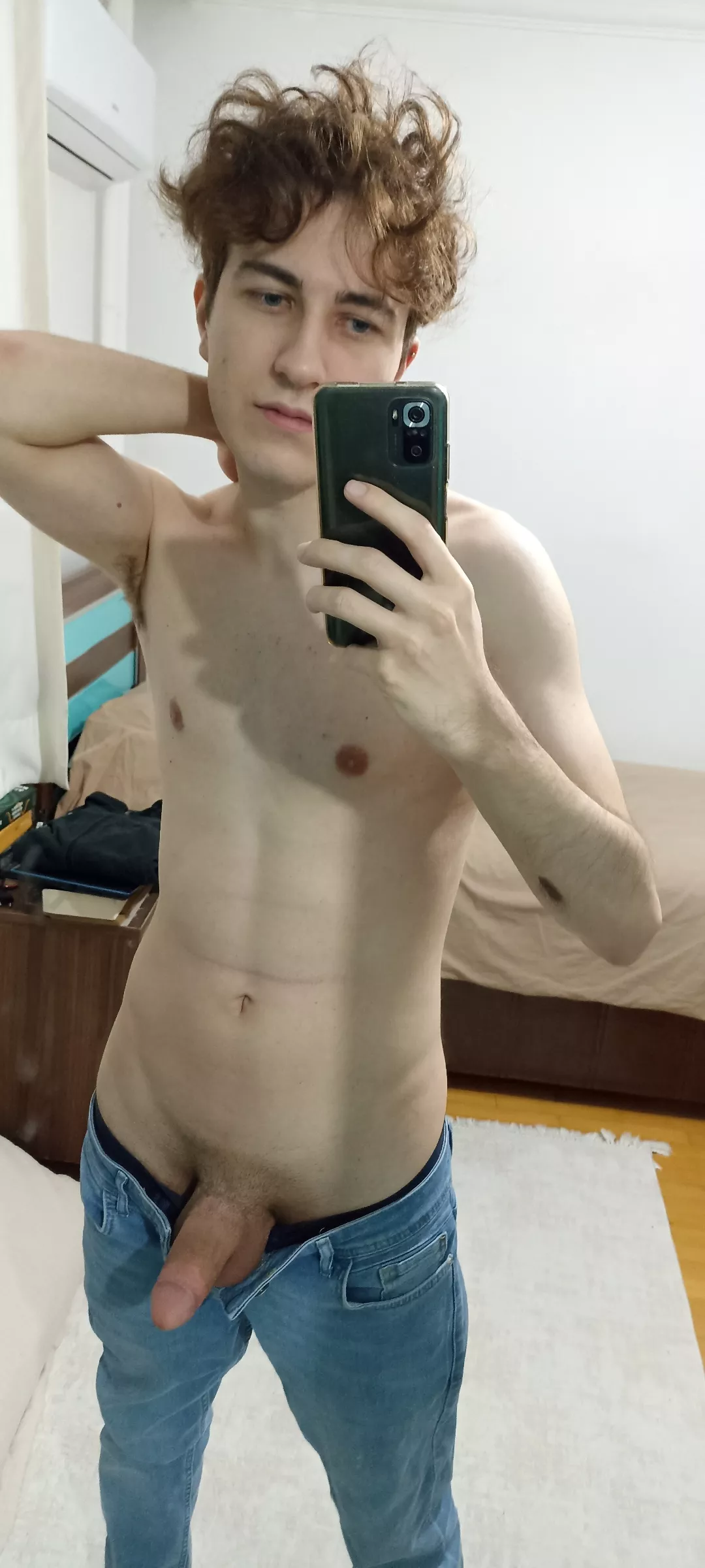 I'm so horny right now