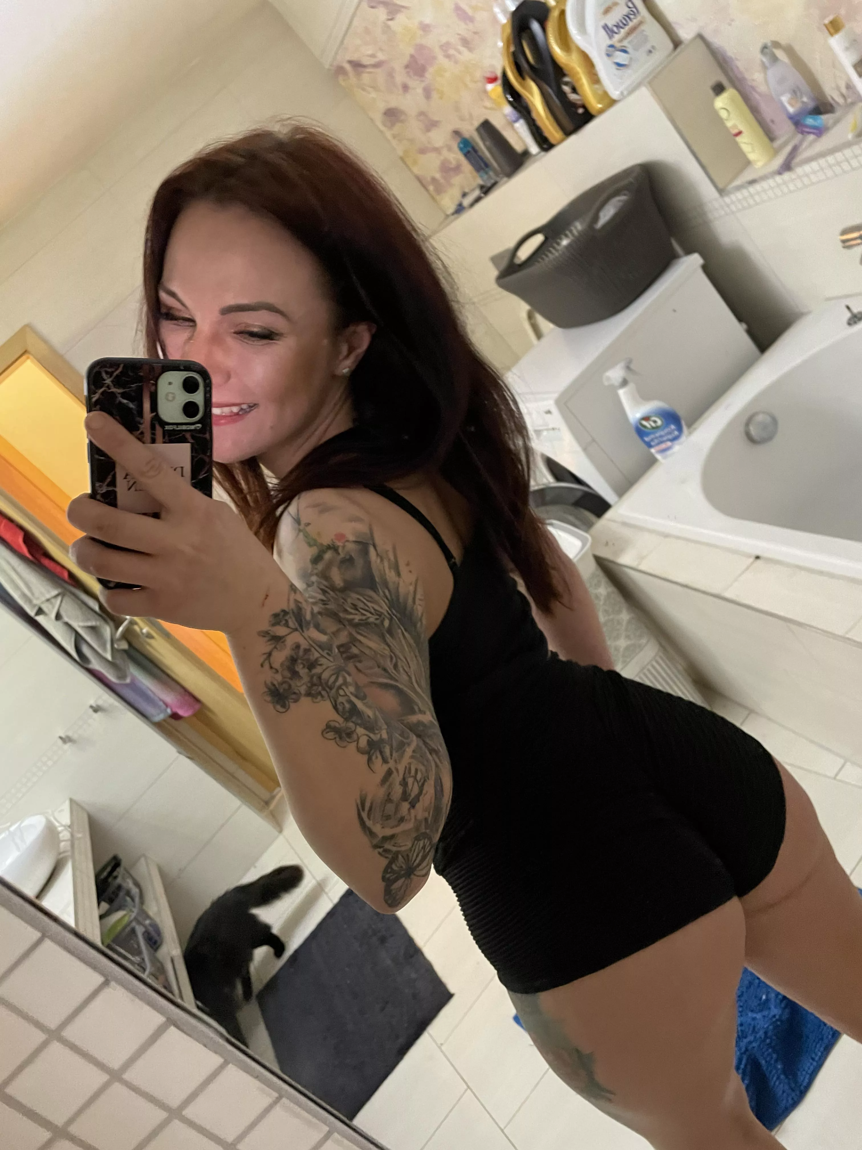 Just a horny slut craving reddit dick