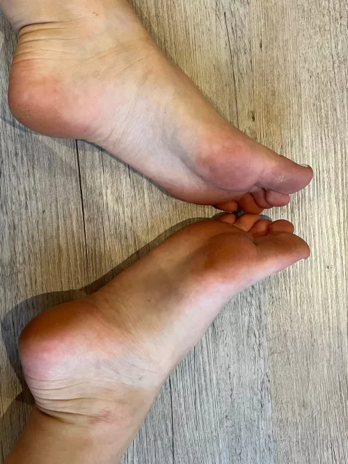 Lay down under my feet, footstool.