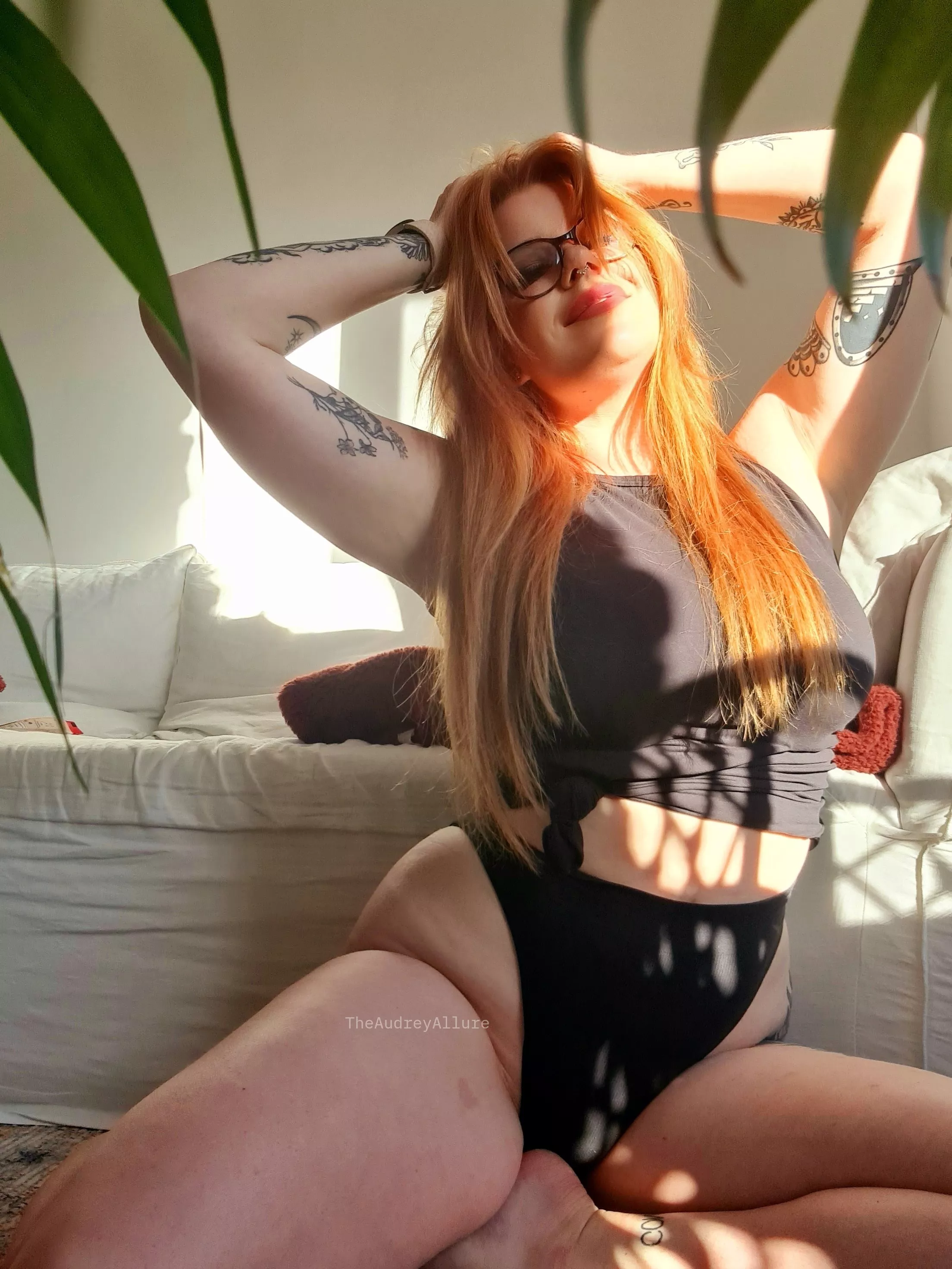 Let the sun, and my hip cleavage, brighten up your day