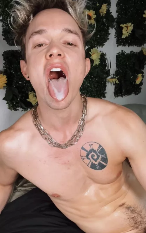 Love eating a fresh load 💦😋