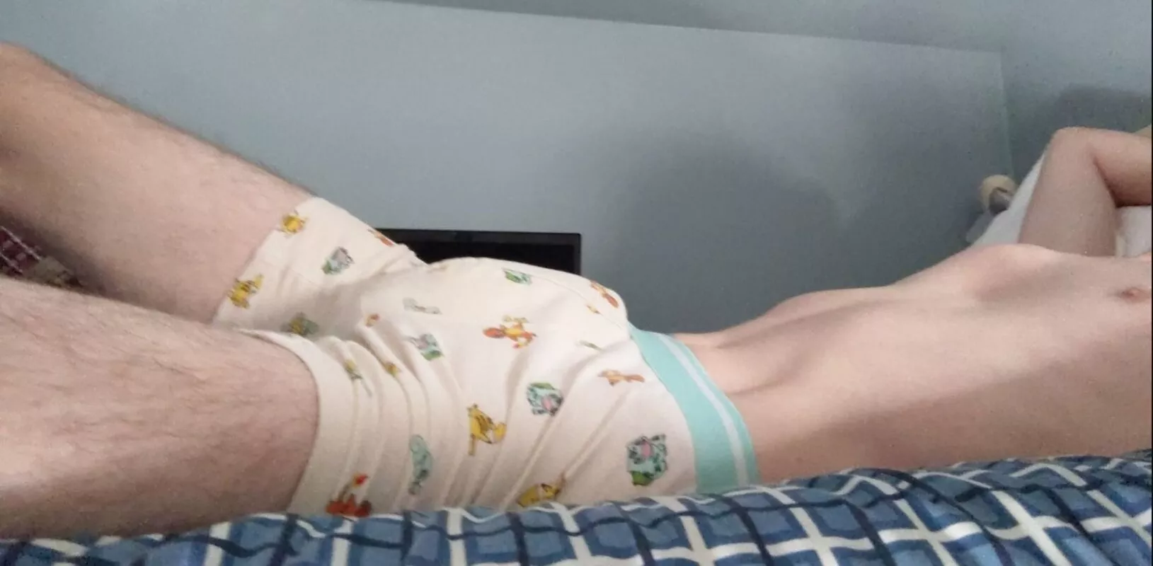 love how these show off my bulge!