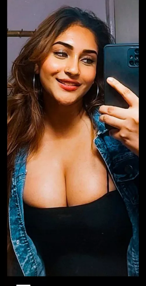 my friend's hot indian cleavage