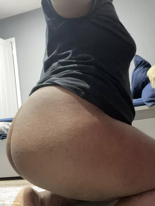 Need some bwc for this Indian ass