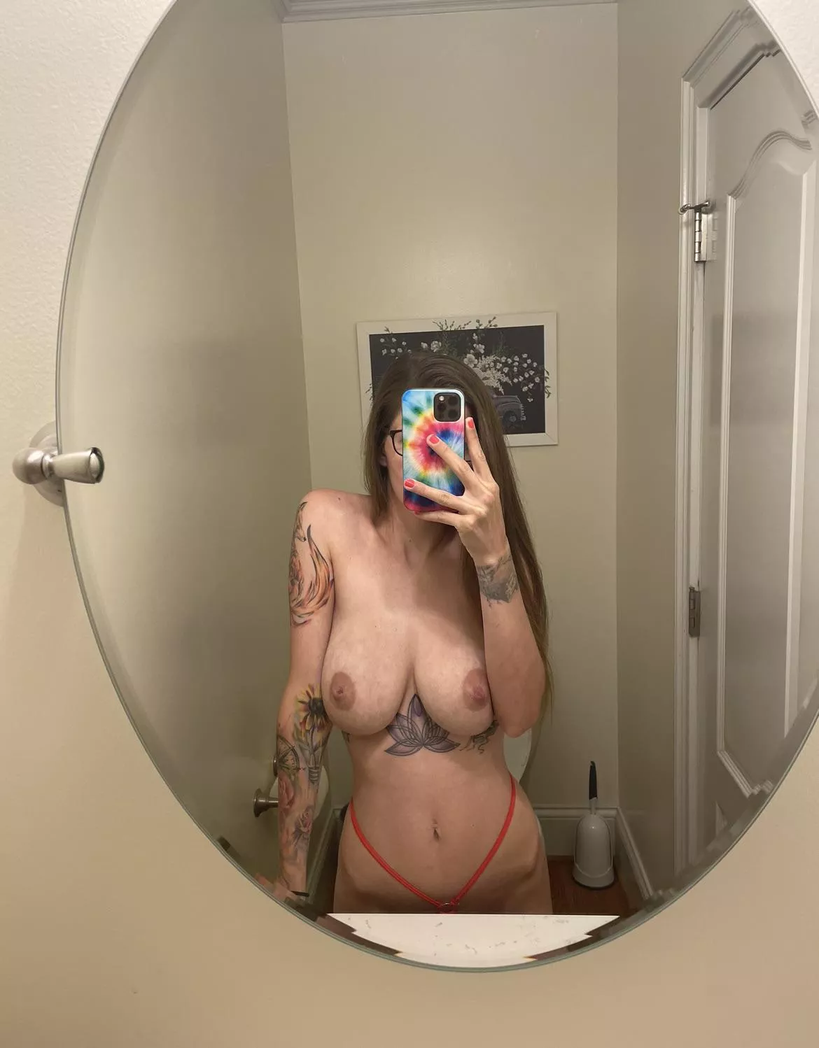 [selling] panties, sexting, gfe, cam, dick rate, premade & custom content