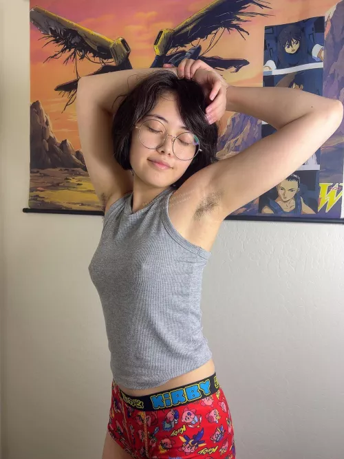 should i keep it growing ? idk it gets reaaaallly stinky when i work out 😓