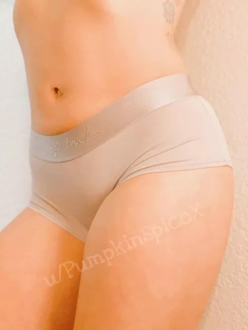 So smooth and snug to capture everything you desire 🥰 [selling][us]