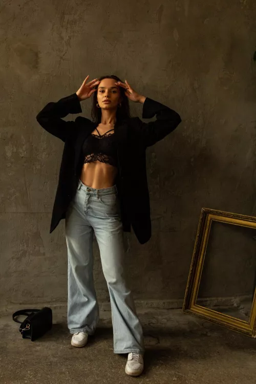 Sunbeams cover me and give me an erotic mood