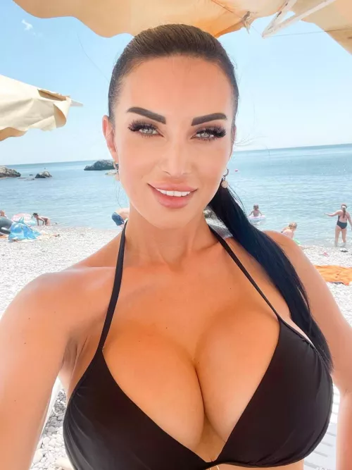 We're missing one thing - your face betwen my titties